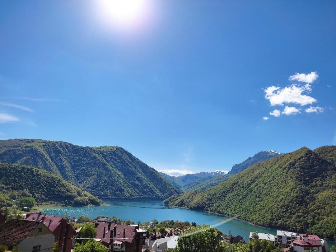 Guesthouse Madzarevic Плужине Екстериор снимка