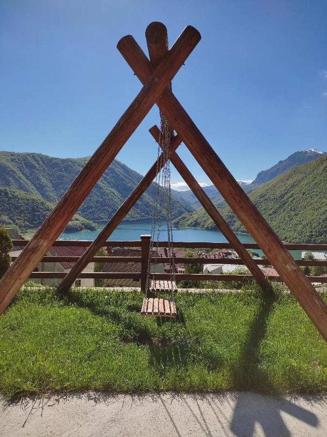 Guesthouse Madzarevic Плужине Екстериор снимка