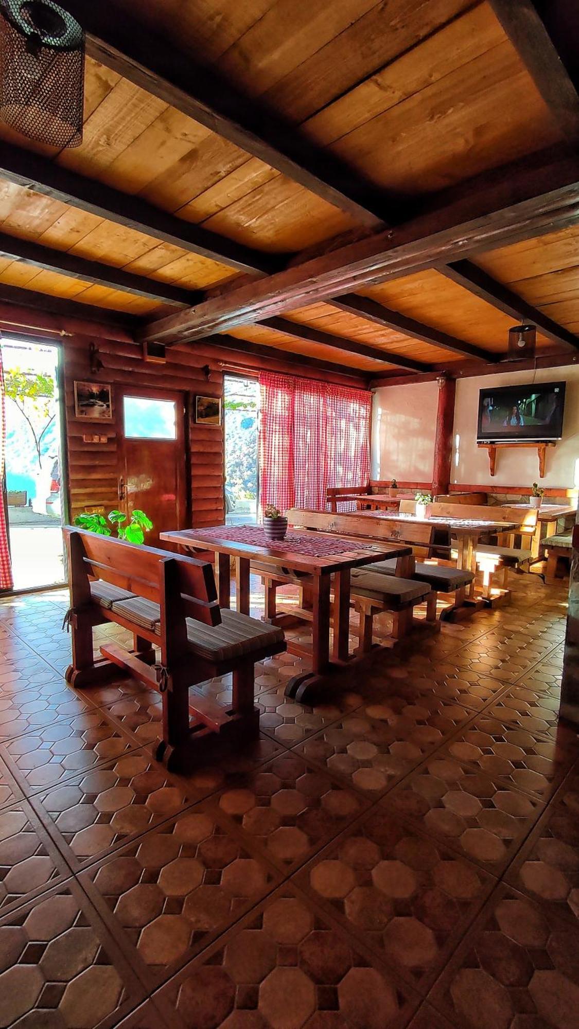 Guesthouse Madzarevic Плужине Екстериор снимка