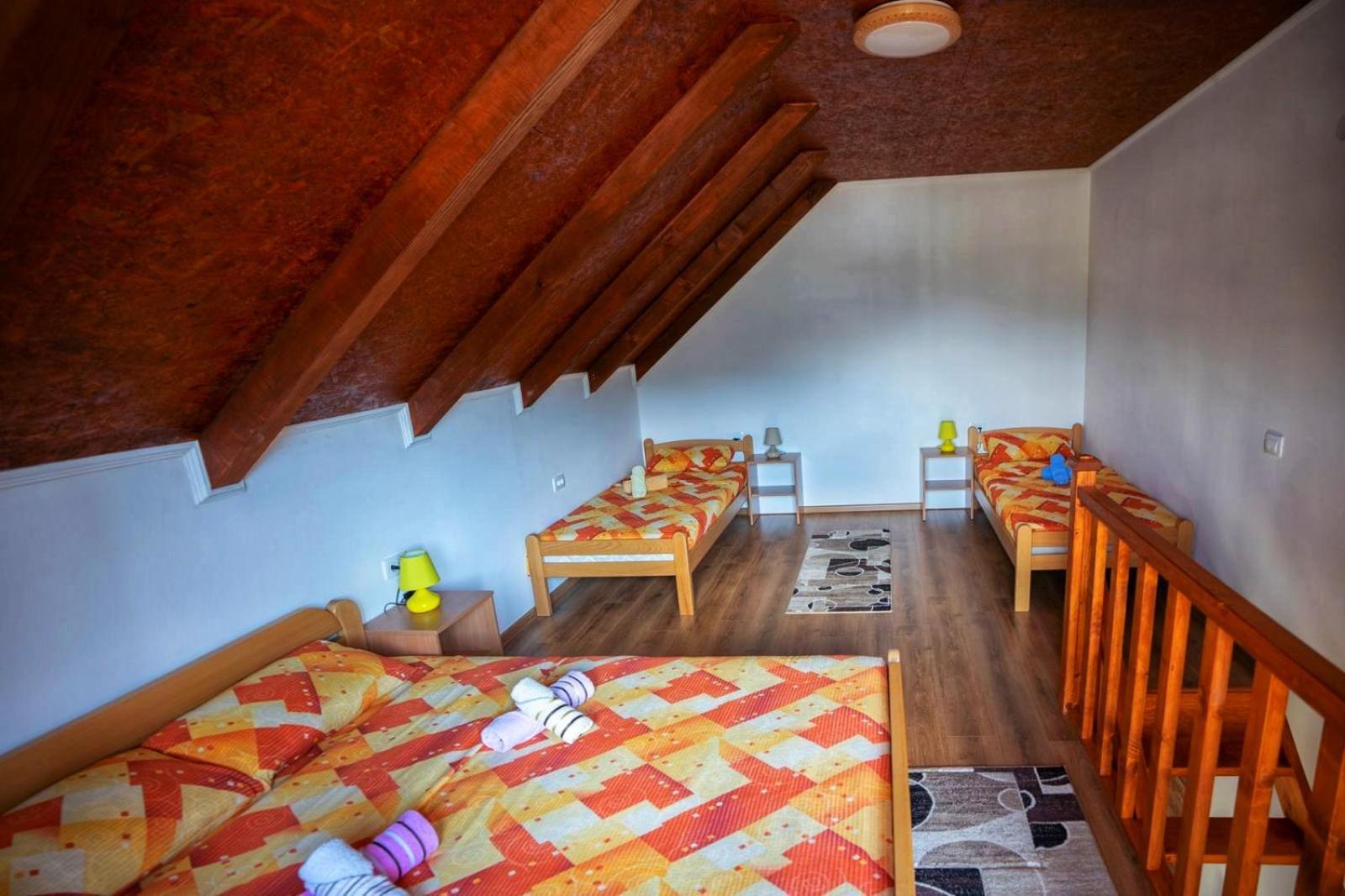 Guesthouse Madzarevic Плужине Екстериор снимка